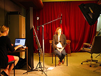 autocue for pieces to camera